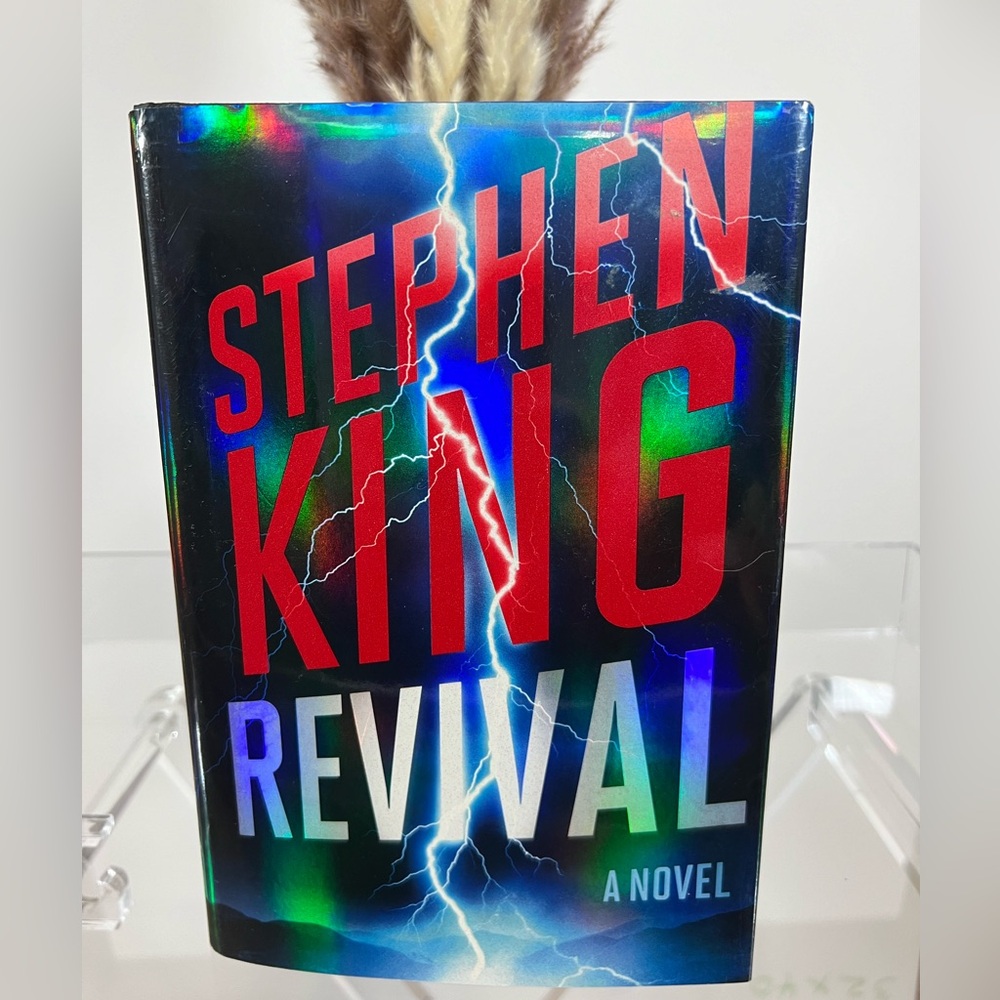 🦋 3/$15 🦋 Revival by Stephen King